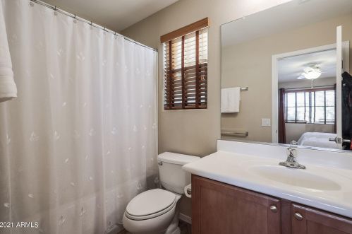 21150 36 Pl, Phoenix AZ 85050-8388 exterior