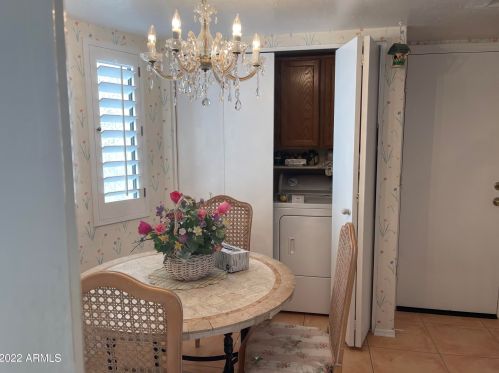 13826 42nd St, Phoenix AZ 85050-3376 exterior