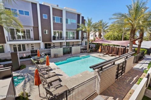 4444 25th St, Phoenix AZ  85016 exterior