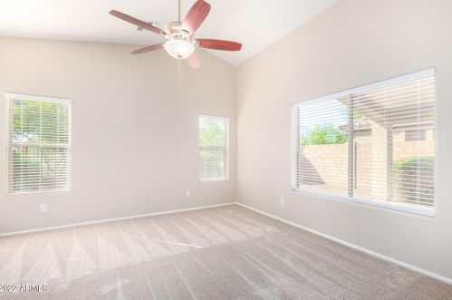 24216 27 Pl, Phoenix AZ 85016-7443 exterior