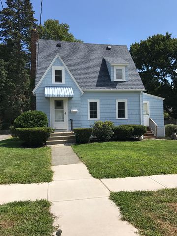 25 Dellwood Rd, Worcester, MA 01602-1825
