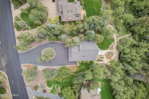7794 Pinebrook Rd, Park City UT 84098-5348 exterior