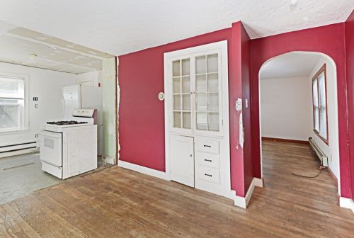 282 June St, Worcester MA 01602-3257 exterior