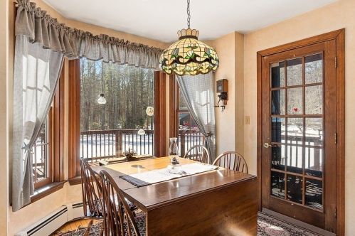 130 Conant Rd, Royalston MA 01331-9758 exterior