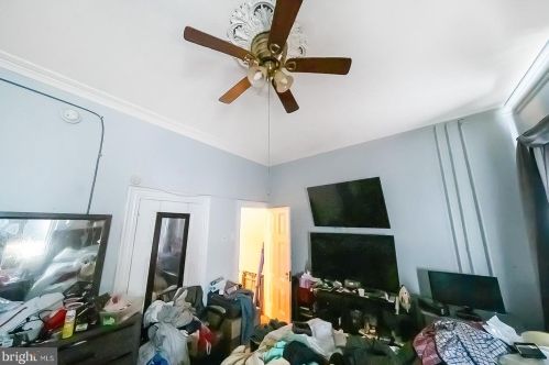 4841 Germantown Ave, Philadelphia PA 19133-1808 exterior