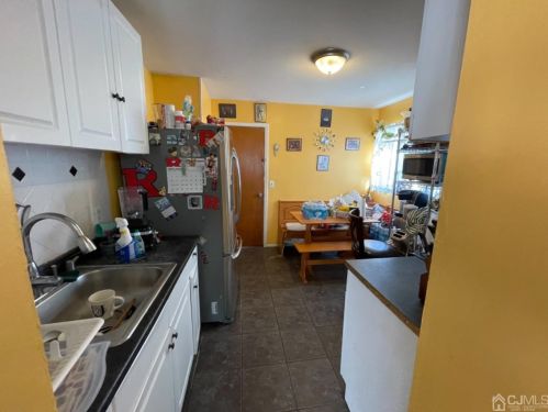 50 Spruce St, Carteret NJ 07008-2429 exterior