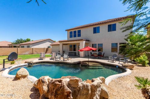 2508 Alta Vista Rd, Phoenix AZ  85041-5330 exterior