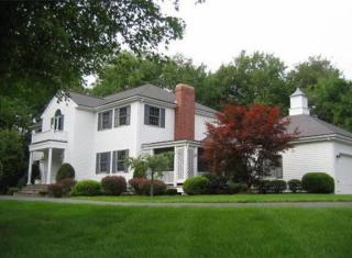 26 Standish Dr, Canton MA  02021-1240 exterior