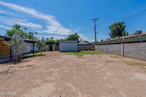 4626 38 Dr, Phoenix AZ 85053-2800 exterior