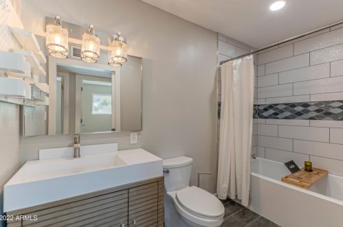 1612 Euclid Ave, Phoenix AZ 85042-8122 exterior