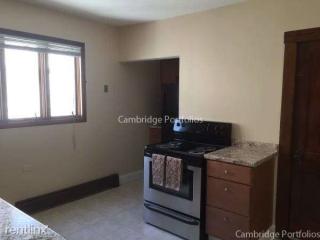 76 Beacon St, Arlington MA  02474-3325 exterior