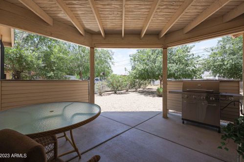 442 20 Ave, Phoenix AZ 85021-6964 exterior