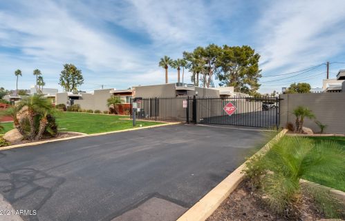 4419 27th St, Phoenix AZ  85016-5726 exterior