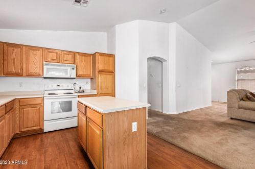 2318 65 Dr, Phoenix AZ 85033-5220 exterior