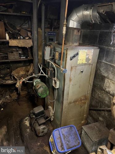 238 Hillcrest Dr, Milford NJ 08848-1001 exterior