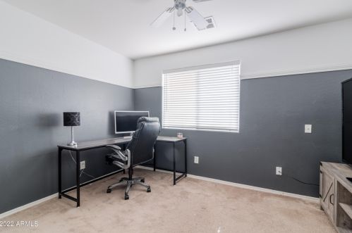 7233 39 Way, Phoenix AZ 85050-5428 exterior