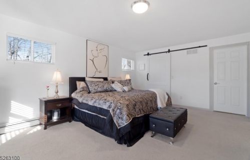 9 Lake Pochung Rd, Wantage NJ  07461-4027 exterior