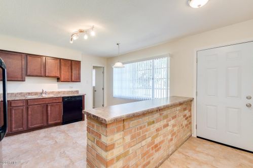 6314 13 Pl, Phoenix AZ 85042-5663 exterior