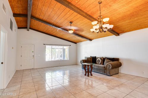 3416 Cambridge Ave, Phoenix AZ 85008-1215 exterior