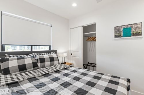 4217 44th St, Phoenix AZ 85032-3445 exterior