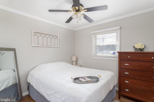 326 Route 156, Trenton NJ 08620-1729 exterior