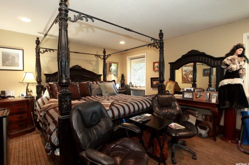 2079 Crk Rd, Sandy UT 84093-6449 exterior