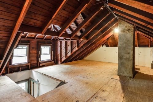 125 Washington Ave, Newton MA 02465-1025 exterior