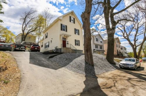 22 Milton St, Worcester, MA 01605-3230