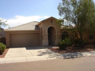 1621 Chanute Pass, Phoenix AZ  85041-3833 exterior