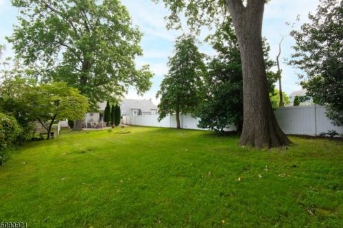 37 Dawson St, Belleville NJ 07109-1709 exterior