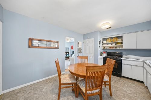 2738 Oak Park Ave, Forest View IL 60402-2535 exterior