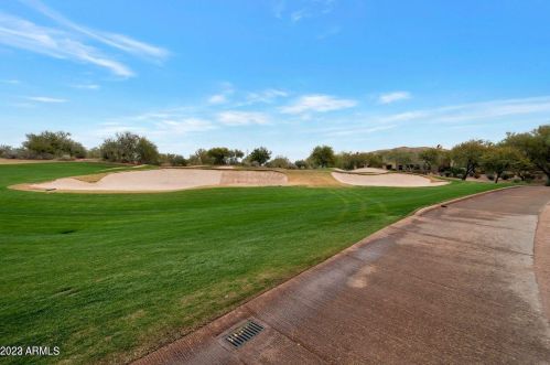 21320 56th St, Phoenix AZ 85054-5401 exterior