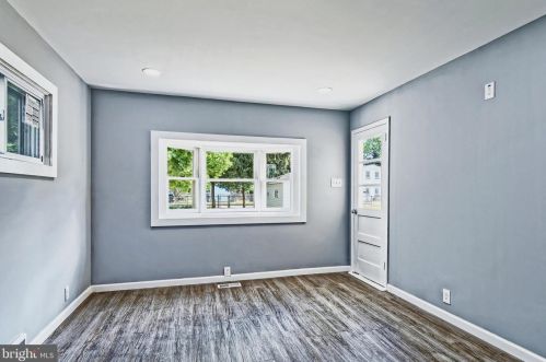 711 Columbia Blvd, West Deptford NJ  08063-1307 exterior