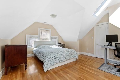 47 Washington St, Newton MA  02458-2228 exterior