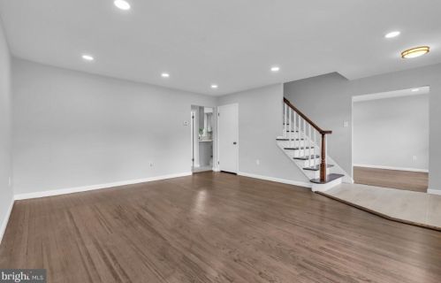 23 Wellington Pl, Burlington NJ  08016-3329 exterior