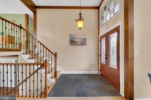 85 Colleen Cir, Trenton NJ 08638-1724 exterior