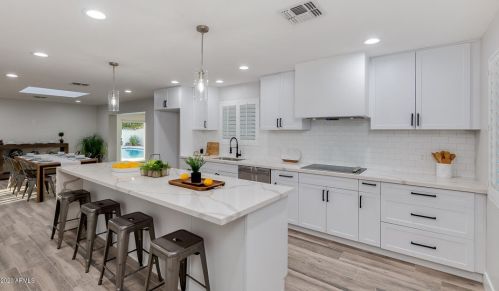 6320 4 Pl, Phoenix AZ 85012-1105 exterior