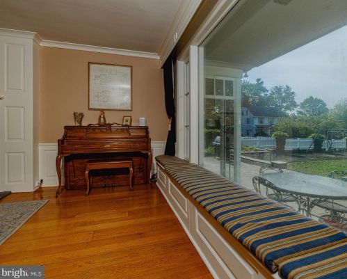 605 Delaware St, West Deptford NJ  08096-1576 exterior