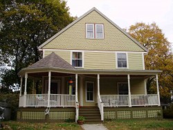 49 Hillside Rd, Newton, MA 02461-1440