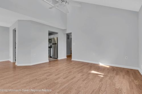 1007 Violet Ln, Jackson Twp NJ 08527-4156 exterior