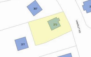 373 Langley Rd, Newton MA  02459-2349 exterior