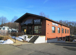 602 Washington St, Newton, MA 02458-1449