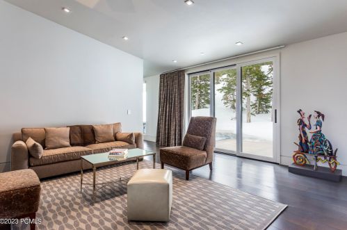 143 White Pne Cyn Rd, Park City UT 84060-6505 exterior