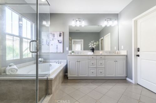 63 Parkdale, Irvine CA 92620-2167 exterior