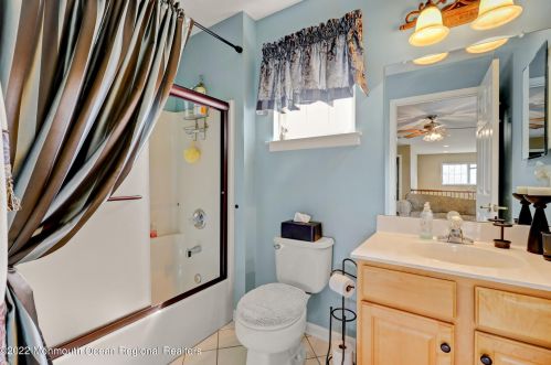 25 Pine Valley Rd, Jackson Twp NJ 08527-4014 exterior