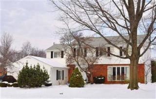 5357 Kilbourne Dr, Cleveland, OH 44124-3744