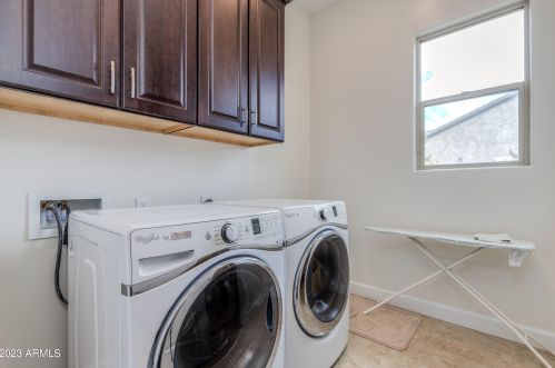 2923 Constance Way, Phoenix AZ 85042-7224 exterior