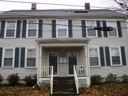 22 Elmwood St, Newton, MA 02458-2039