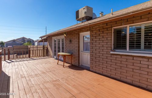 18739 30th St, Phoenix AZ  85050-3409 exterior