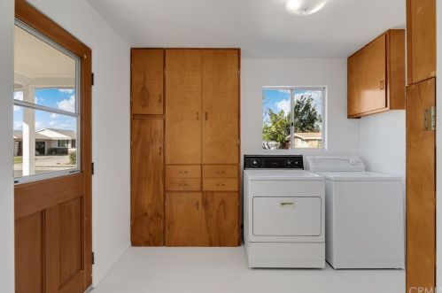 1431 Chalet Ave, Anaheim CA  92802-2146 exterior